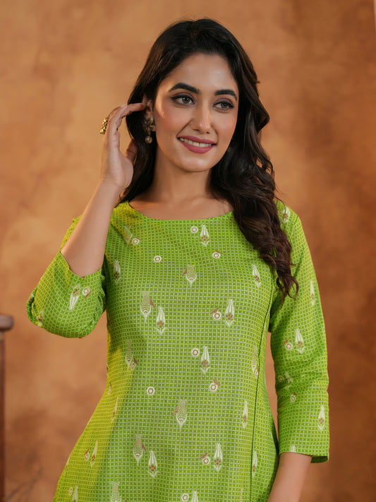 Span Green Round Neck Cotton Kurta Set