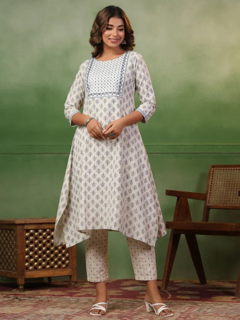 Span White Round Neck Kurta Set