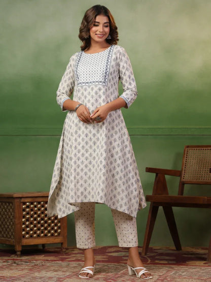Span White Round Neck Kurta Set