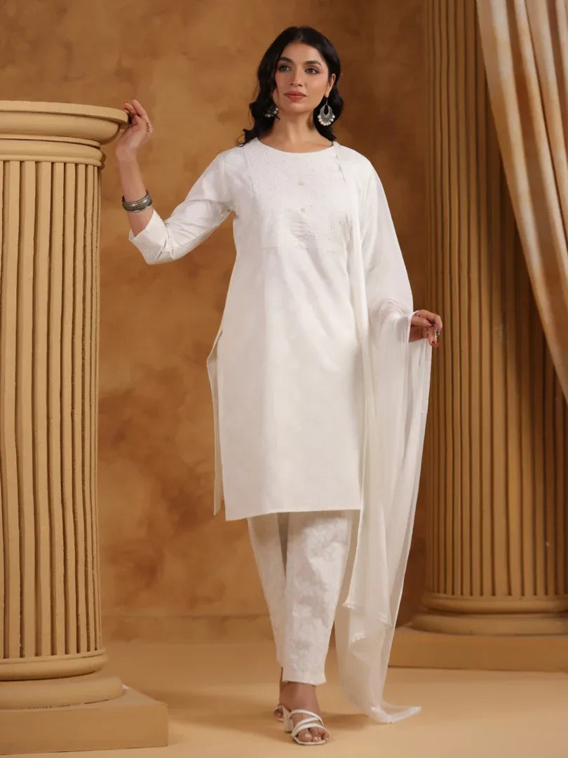 Span White Chiffon Kurta Set with Dupatta