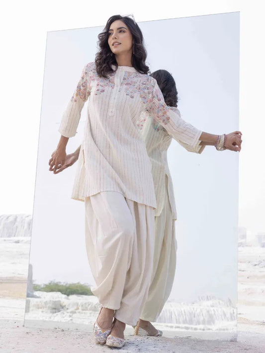 Span Ivory Mandarin Cotton Short Kurta