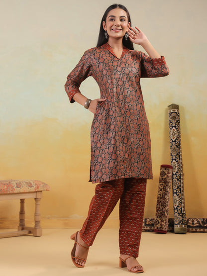 Span Maroon Collard Silk Co-Ord Set(Set of 2)