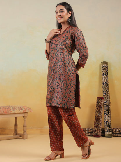 Span Maroon Collard Silk Co-Ord Set(Set of 2)