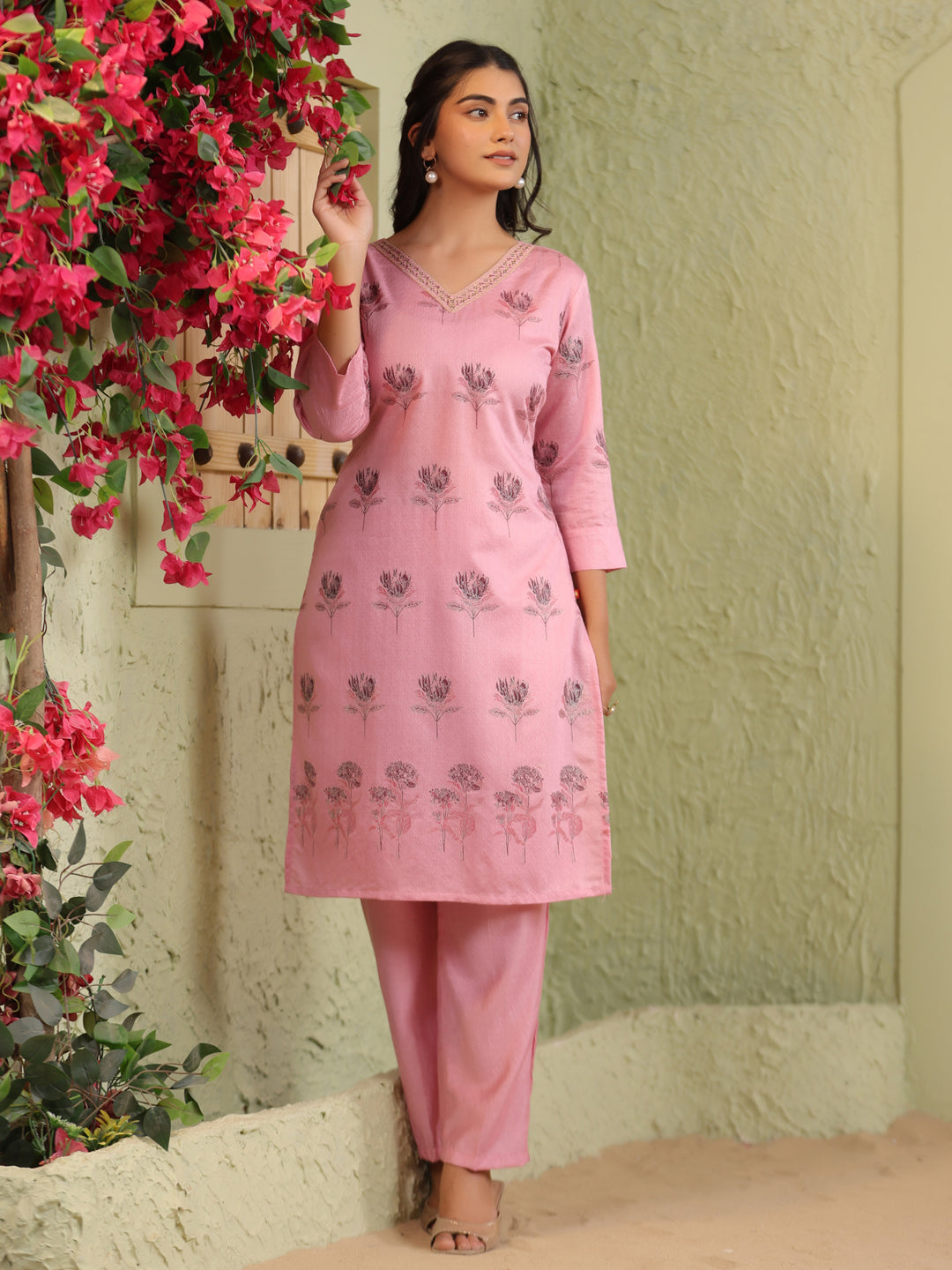 Span Pink V Neck Viscose Kurta