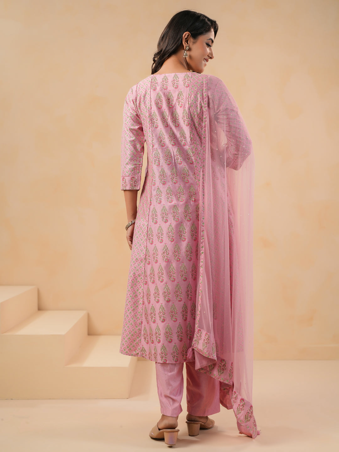 Span Pink V Neck Viscose Kali Kurta Set with Dupatta