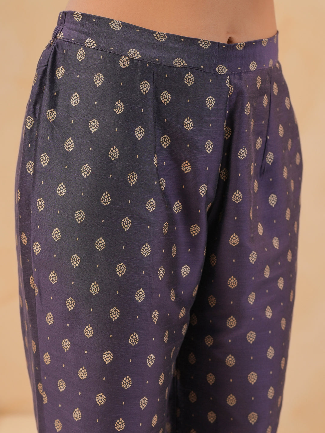 Span Purple V Neck Cotton Kurta Set with Dupatta