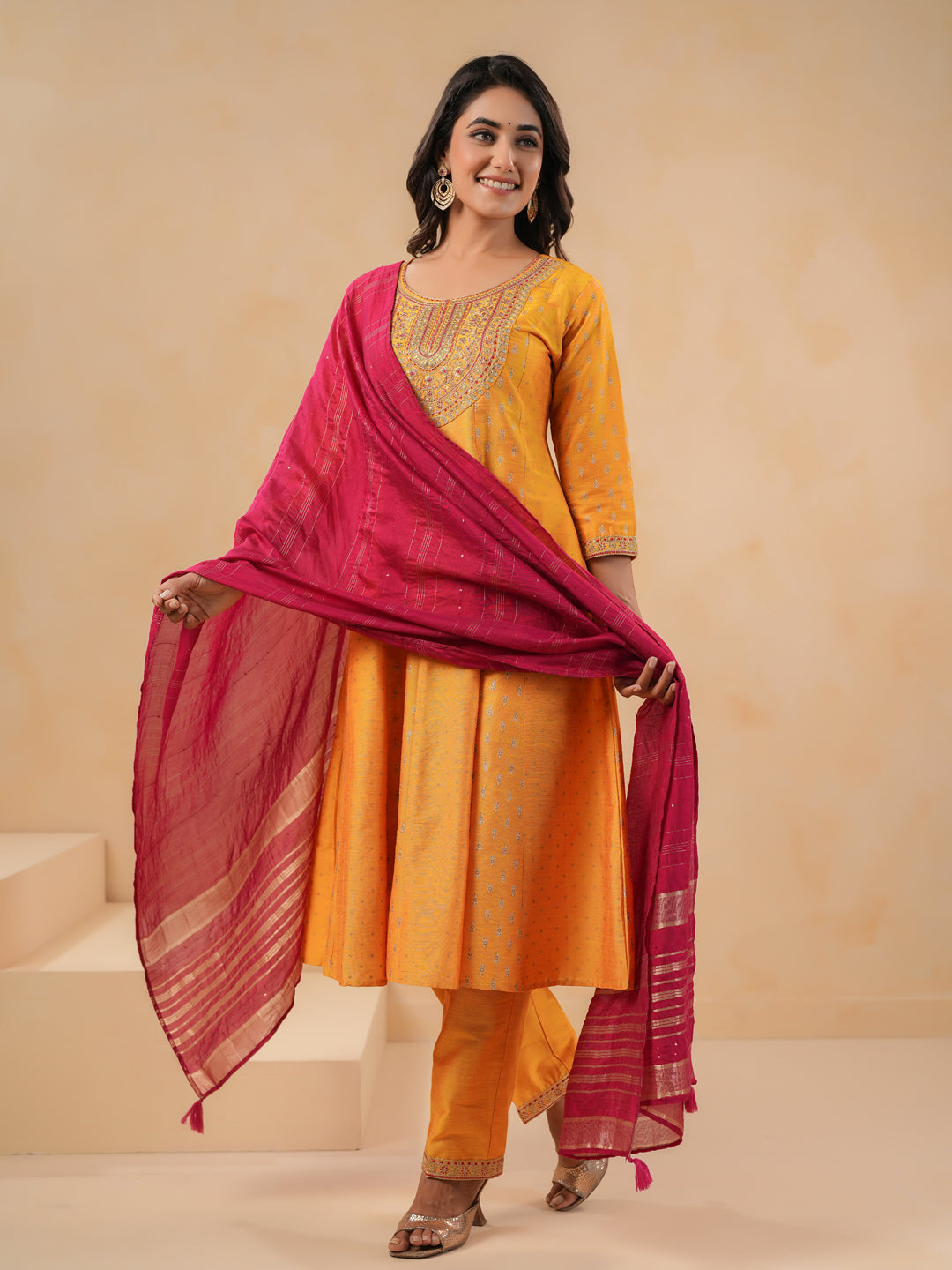 Span Yellow Round Neck Silk Kurta Set with Dupatta