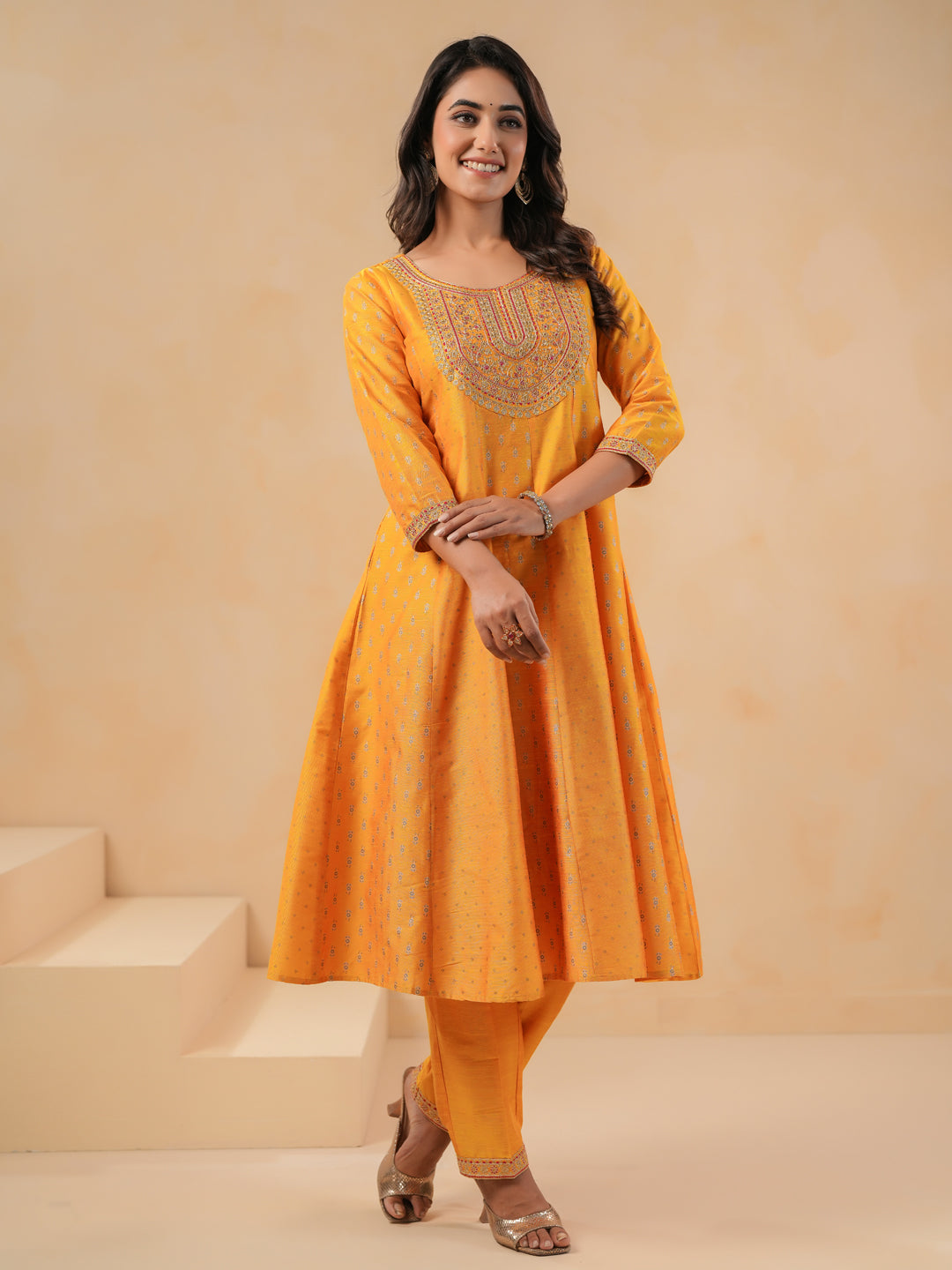 Span Yellow Round Neck Silk Kurta Set with Dupatta