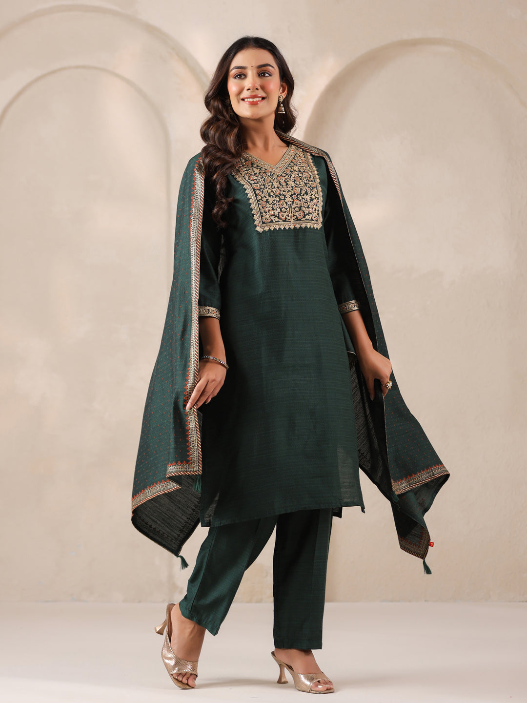 Span Green V Neck Rayon Kurta