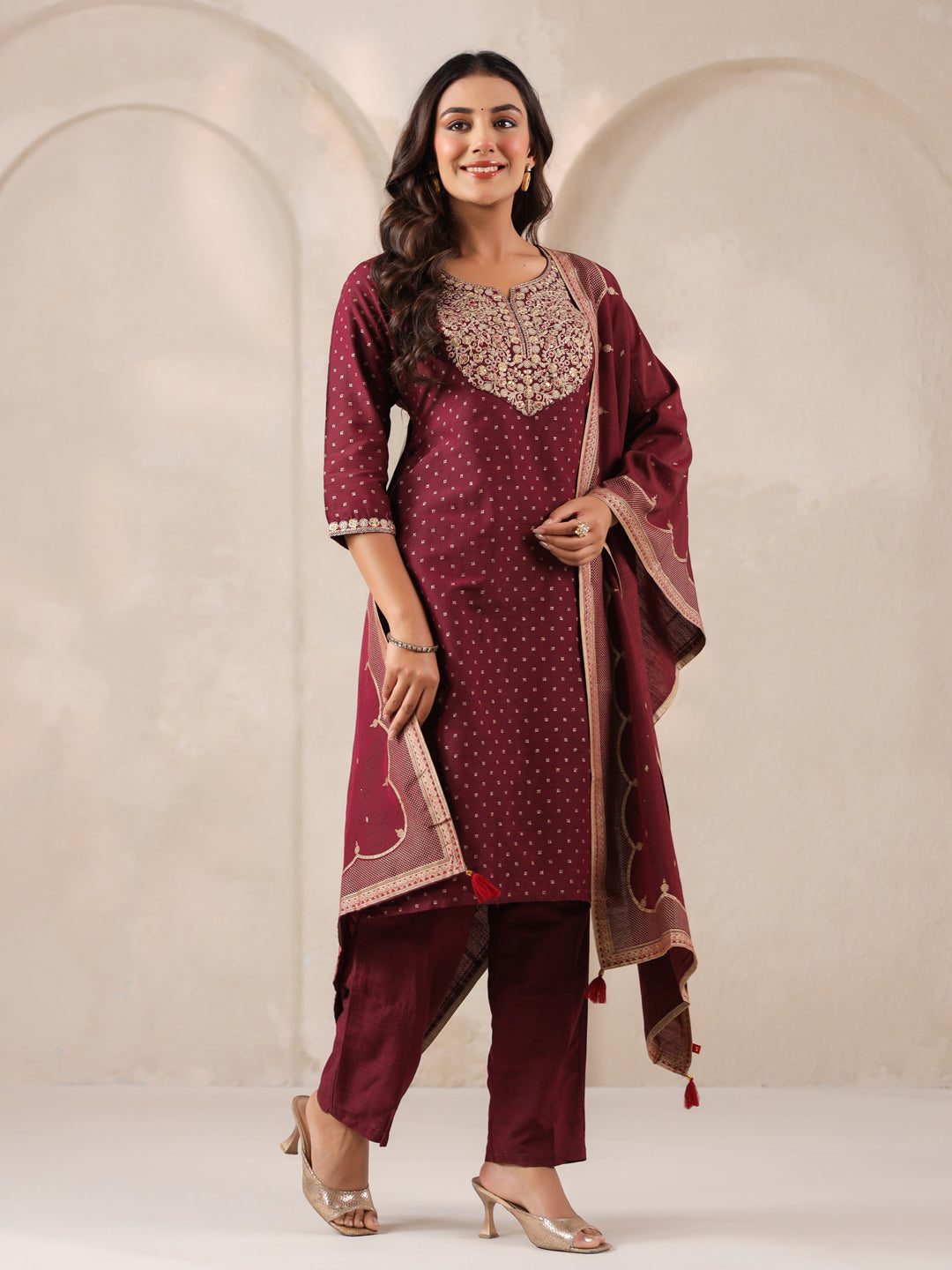 Span Purple Round V Neck Silk Kurta