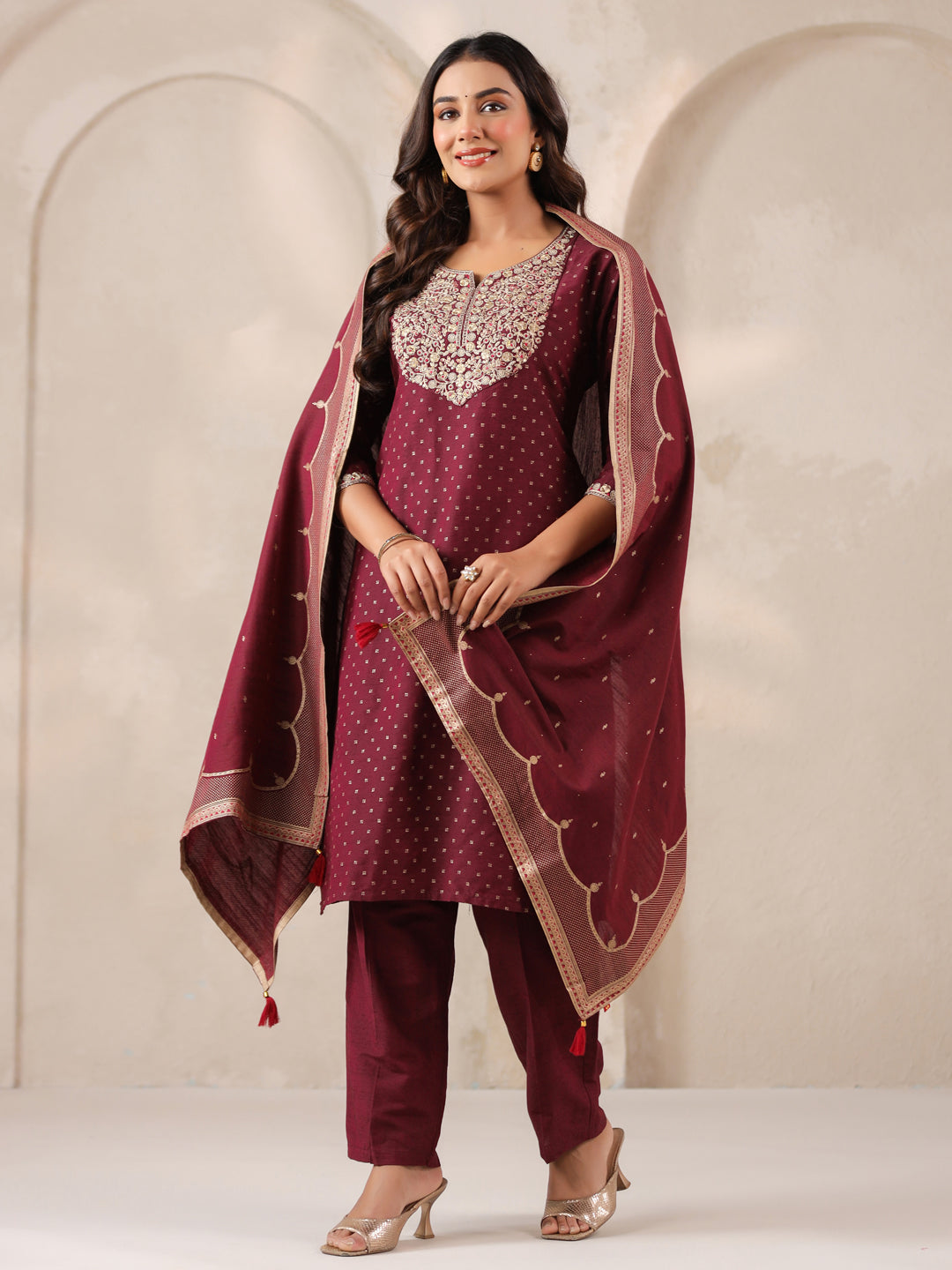 Span Purple Round V Neck Silk Kurta