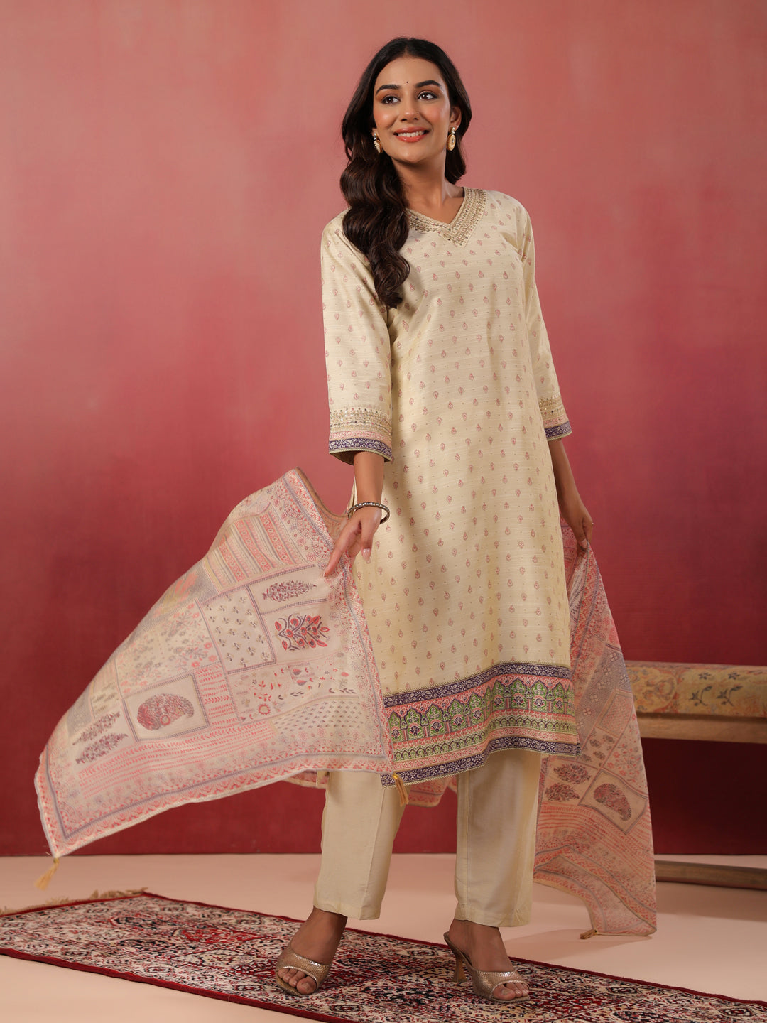 Span Ivory V Neck Silk Kurta