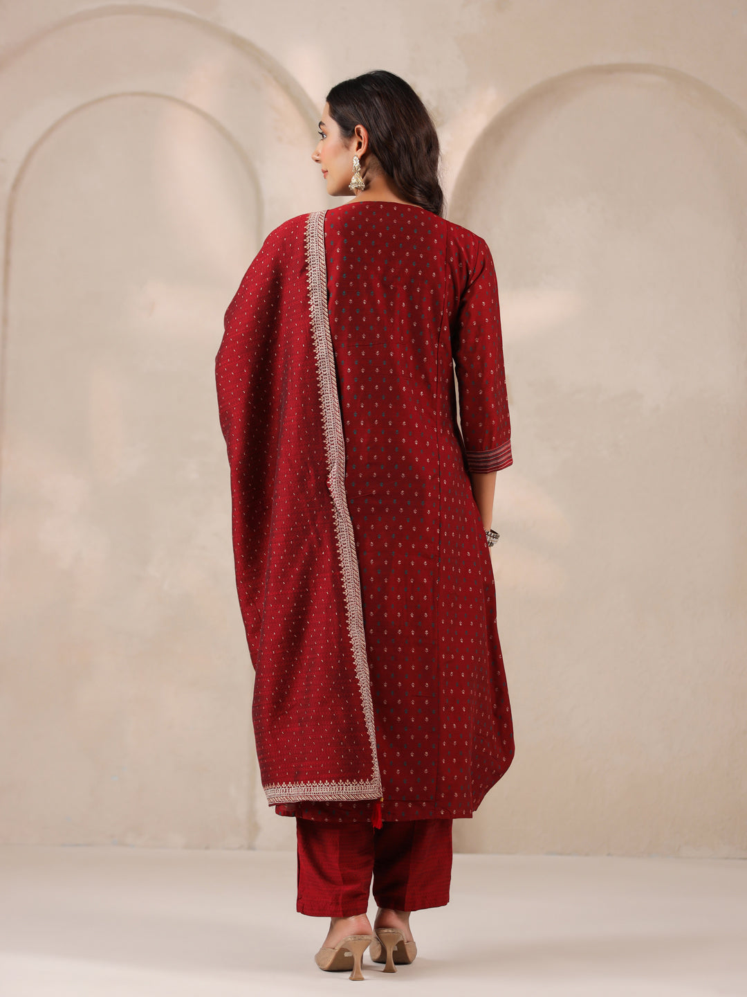 Span Burgundy Round Neck Silk Kurta