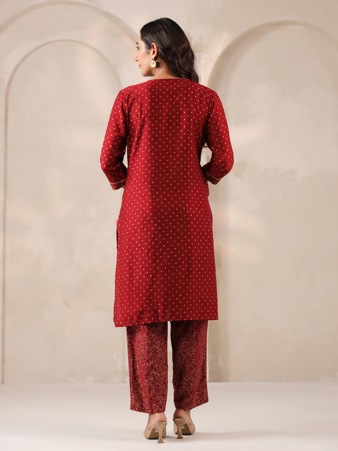 Span Burgundy V Neck VIsocse Cord Set
