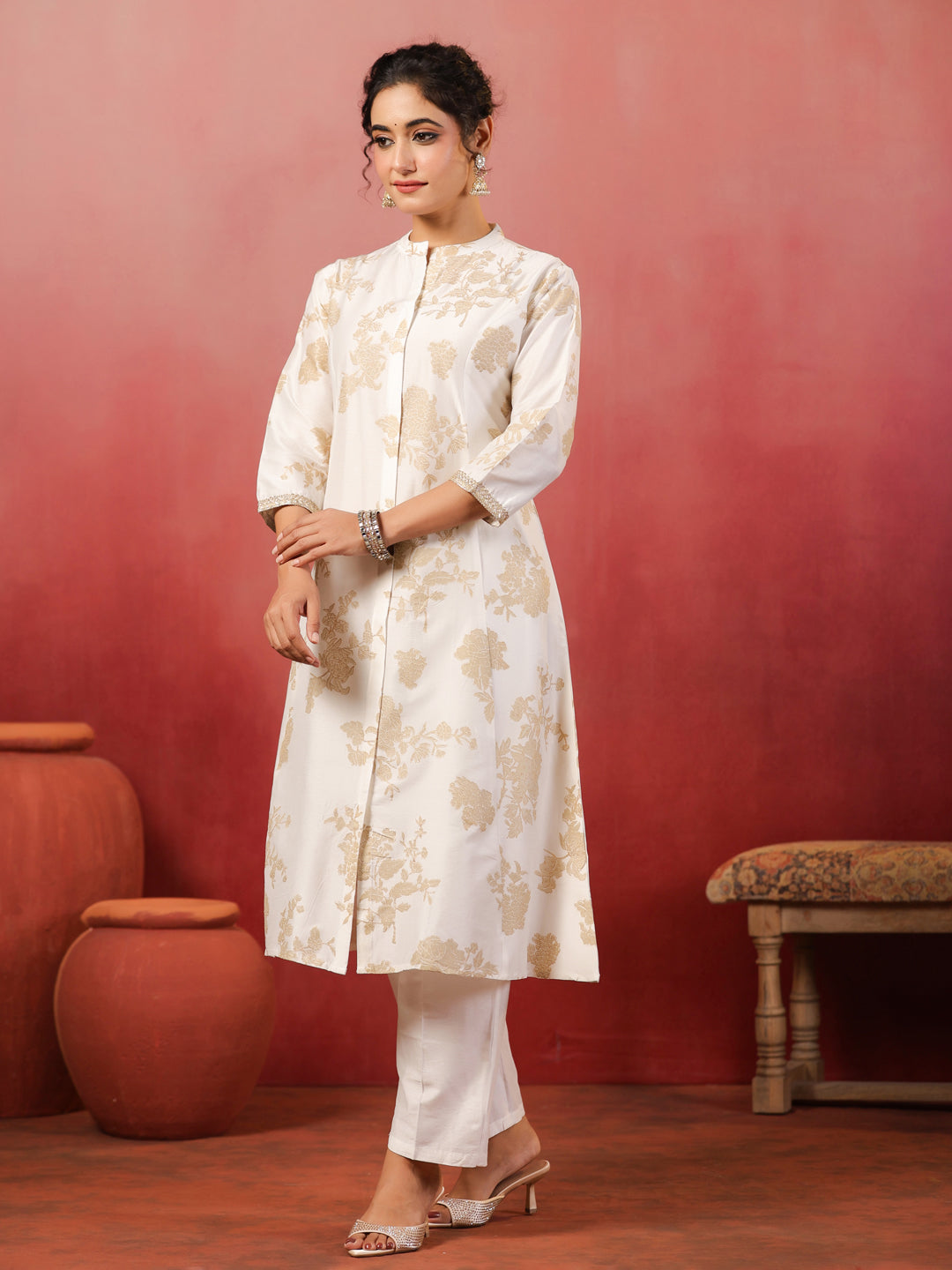 Span White Mandarin Neck Silk Cord Set