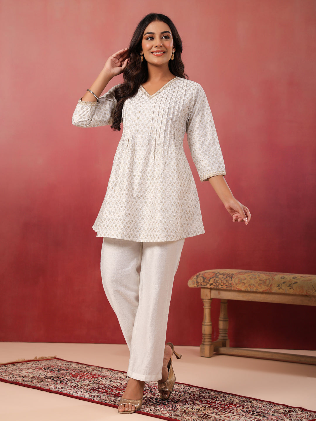 Span White V Neck Viscose Short Kurta