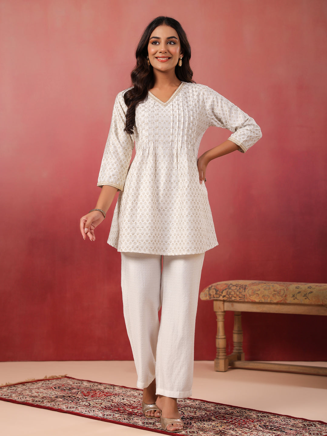 Span White V Neck Viscose Short Kurta