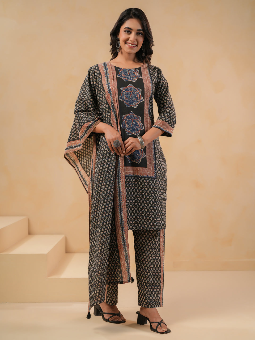 Span Black Round Neck Cotton Kurta Set with Dupatta