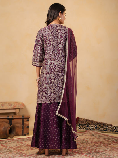Span Purple Round V Neck Silk Kurta