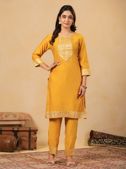 Span Yellow Round Neck Silk Cord Set