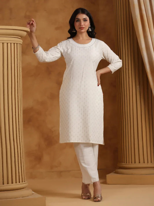 Span White V-Neck Rayon Kurta